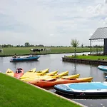 10 Persons Tulpenacker Comfort * Roelofarendsveen