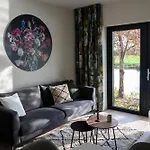 10 Persons Tulpenacker Comfort Roelofarendsveen