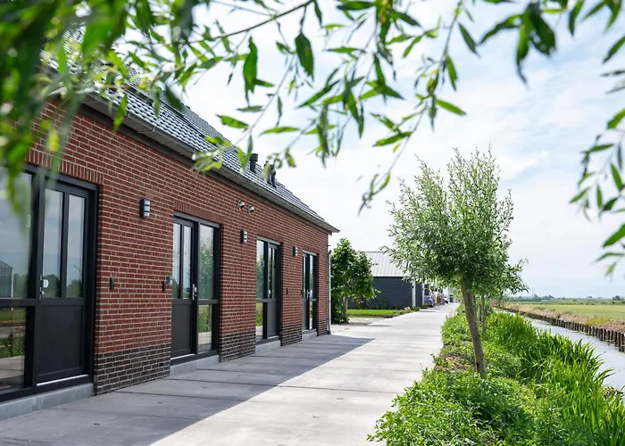 10 Persons Tulpenacker Comfort Holiday home Roelofarendsveen