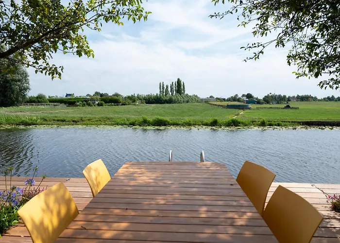 10 Persons Tulpenacker Comfort Vakantiehuis *