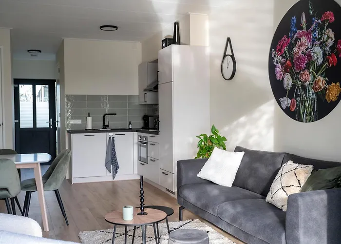 10 Persons Tulpenacker Comfort * Roelofarendsveen